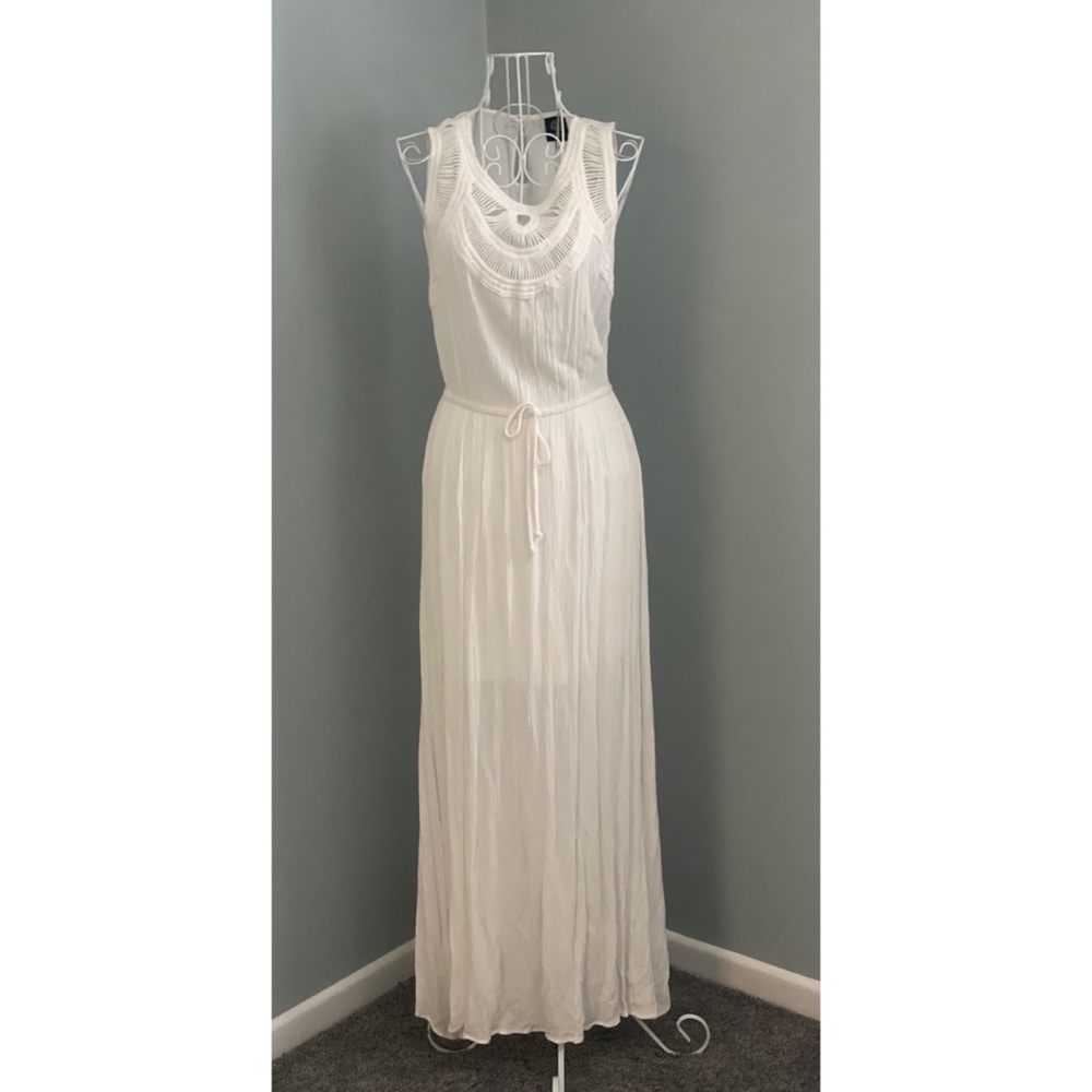 White Boho Sleeveless Maxi Dress with Crochet Detail Small